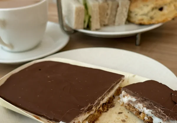 Peppermint Slice